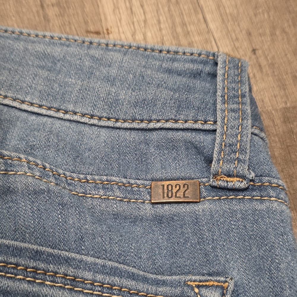 1822 Denim Better Butter Capri Cutt Offs Geunge Classic Coastal Cowgirl Y2K - Picture 3 of 8